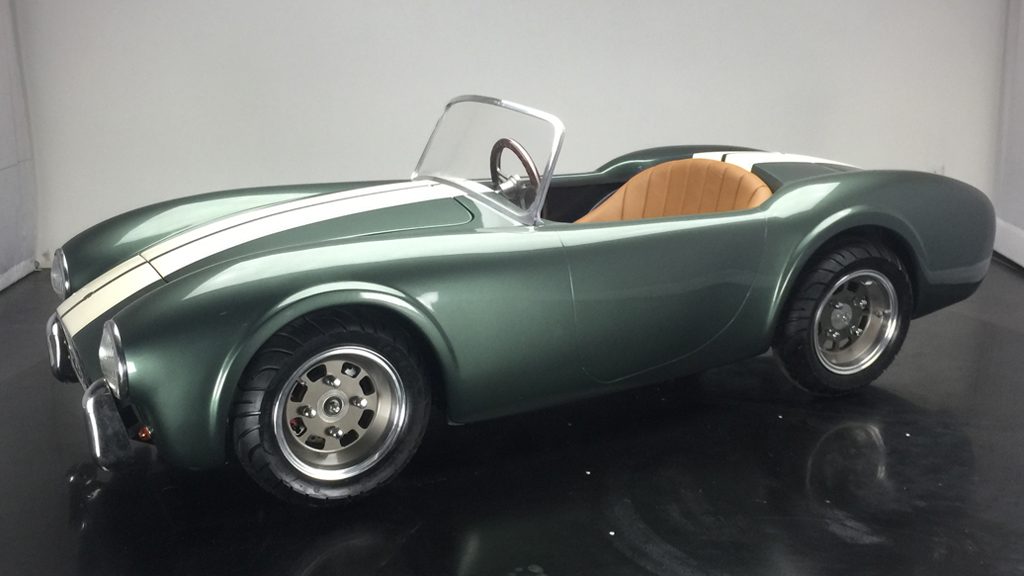 Cobra 289 Green White Tan 2