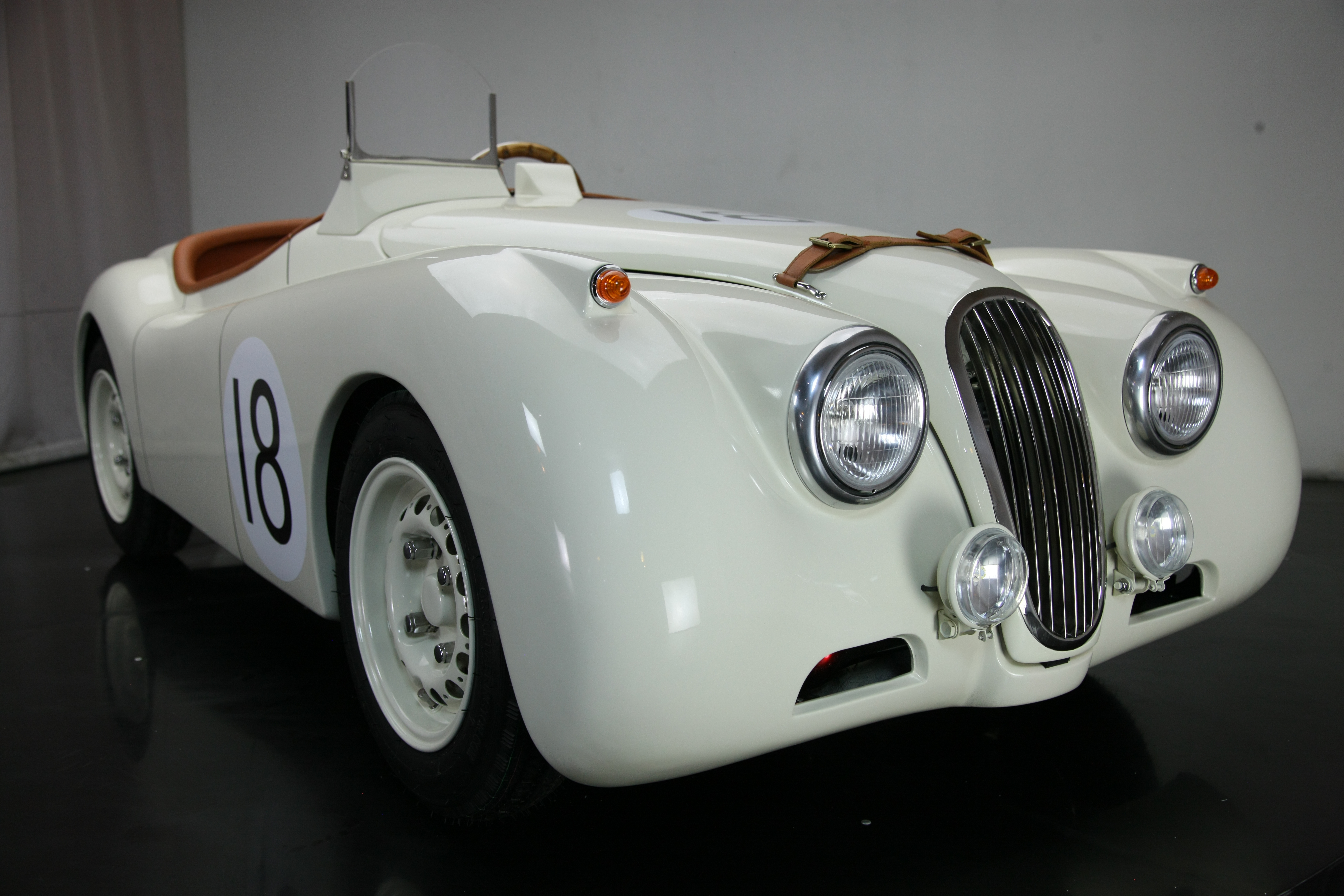 XK 120 2