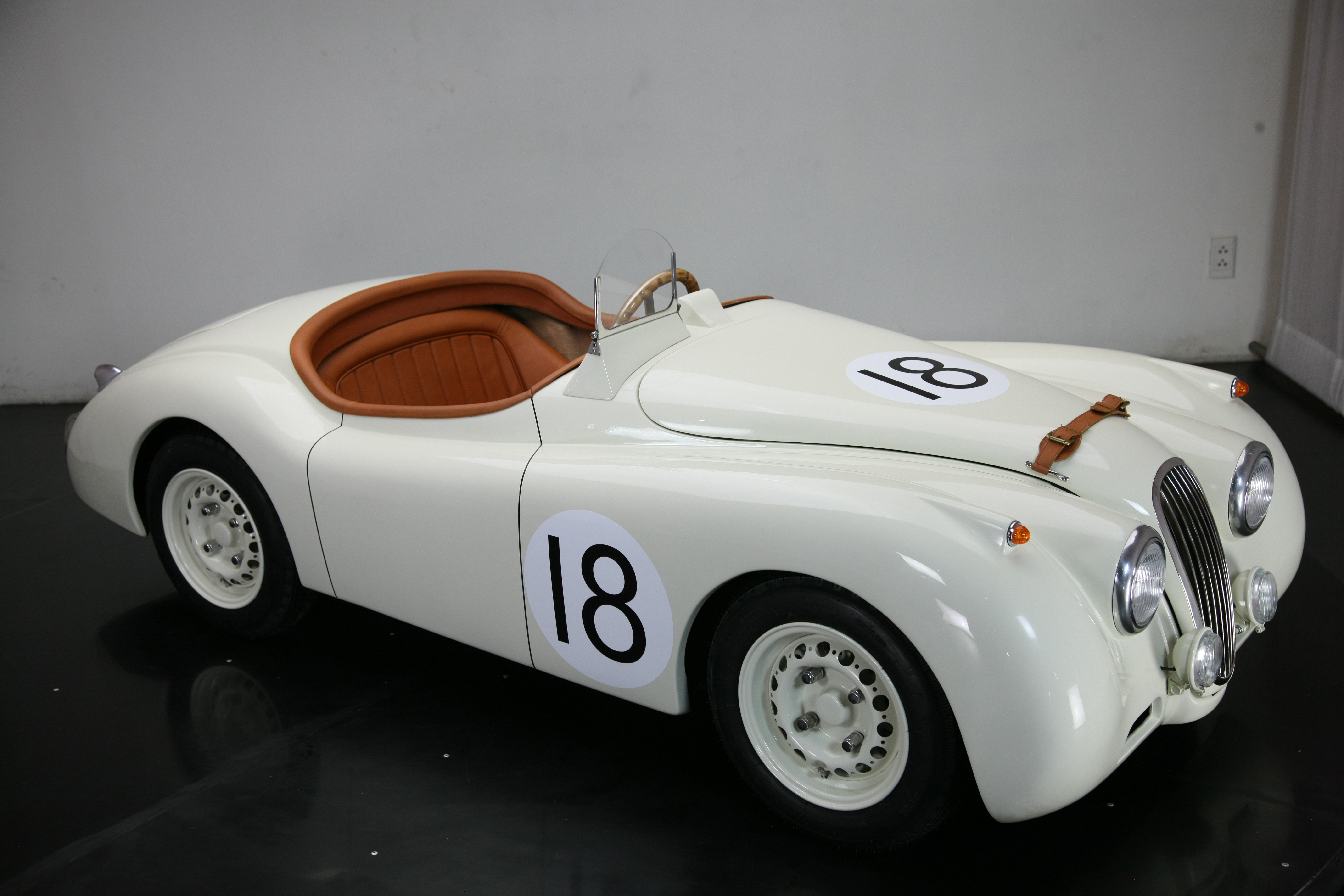 XK 120 1