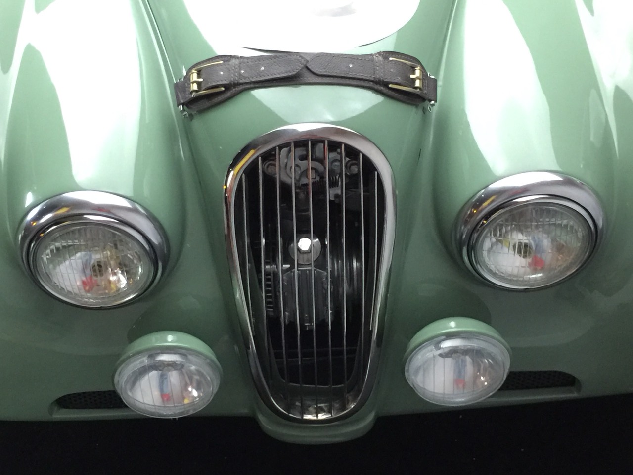 XK 120 12
